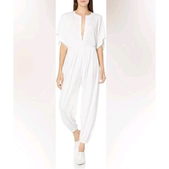 NWT Norma Kamali Rectangle Jog Cape Sleeve Jumpsuit In White Iridescent SZ S 36 - Picture 1 of 7
